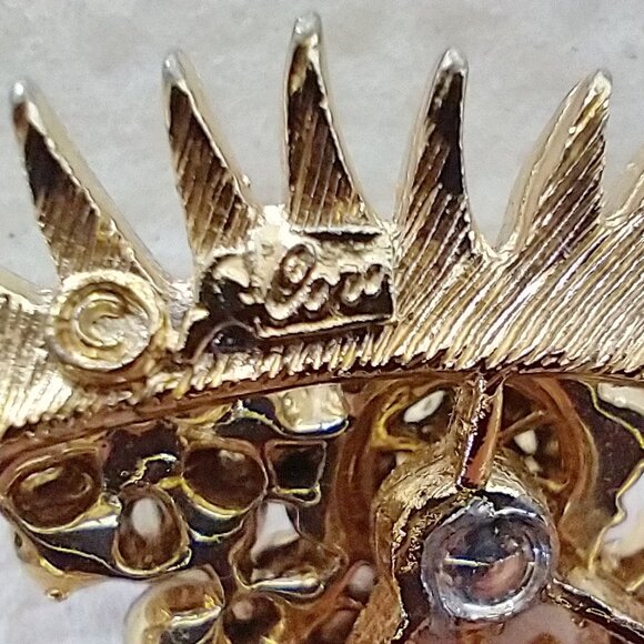 Vintage Coro Signed Brooch Pin AB Rhinestones Goldtone Metal Mid-Century - Picture 3 of 9